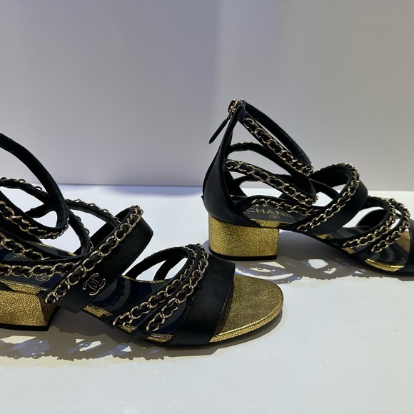 Chanel sandals - Picture 8 of 9